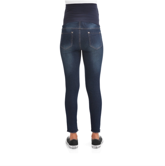 Oh Mamma! Maternity Skinny 7/8 Length Jeans - Picture 6 of 6